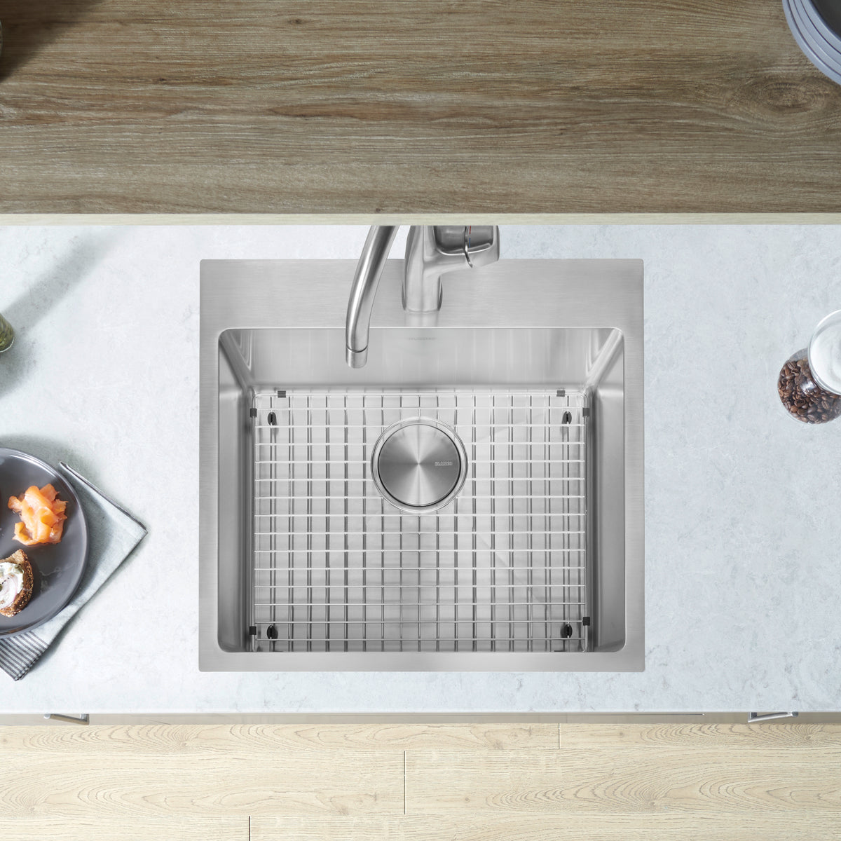Blanco - 402614 - Quatrus R15 22" Single Bowl Dual Mount Stainless Steel Kitchen Sink - Satin Polish - Beauty Shot 2