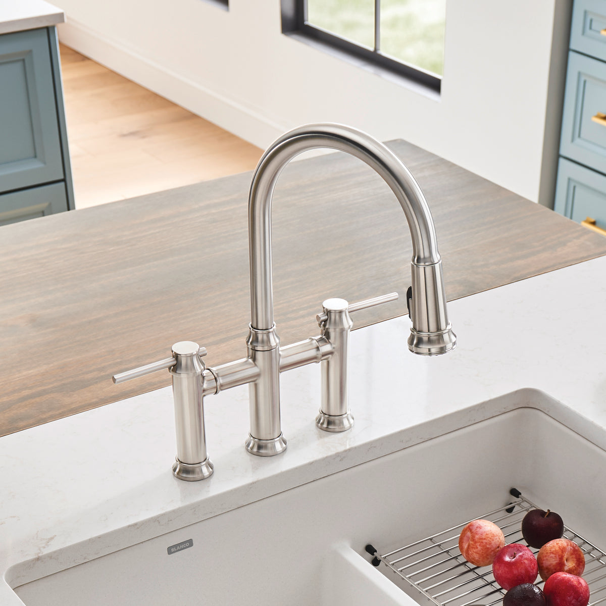 Blanco - 442505 - Empressa Pull-Down Dual-Spray Bridge Faucet - PVD Steel - Beauty Shot 3