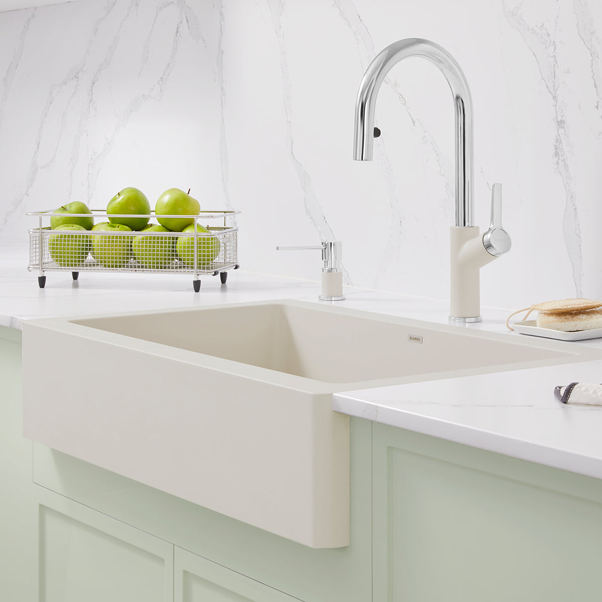 Blanco - 402900 - Vintera SILGRANIT 30" Single Bowl Apron-Front Farmhouse Sink - Soft White - Beauty Shot 3