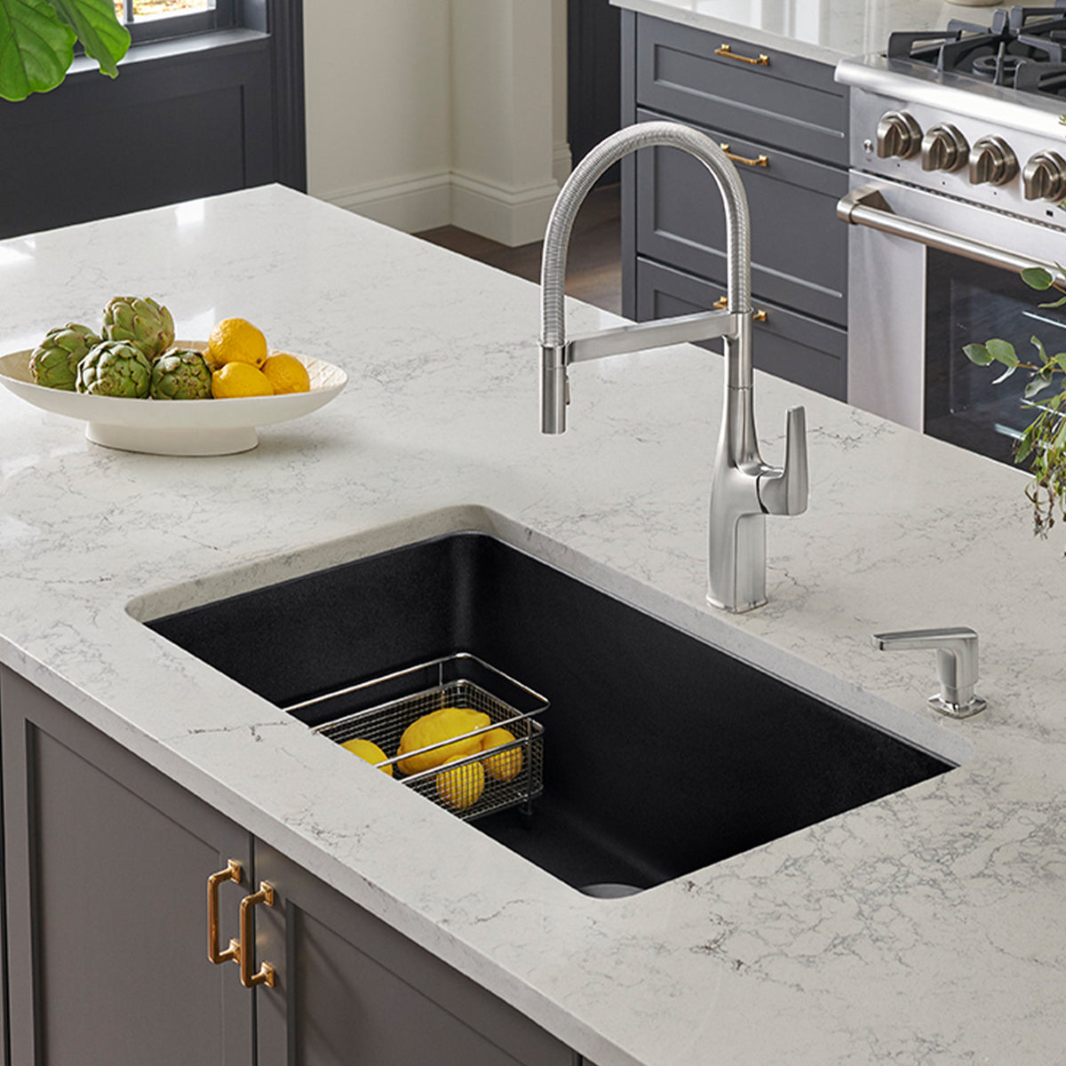 Blanco - 442676 - Rivana Semi-Pro Pull-Down Dual-Spray Kitchen Faucet - PVD Steel - Beauty Shot 10