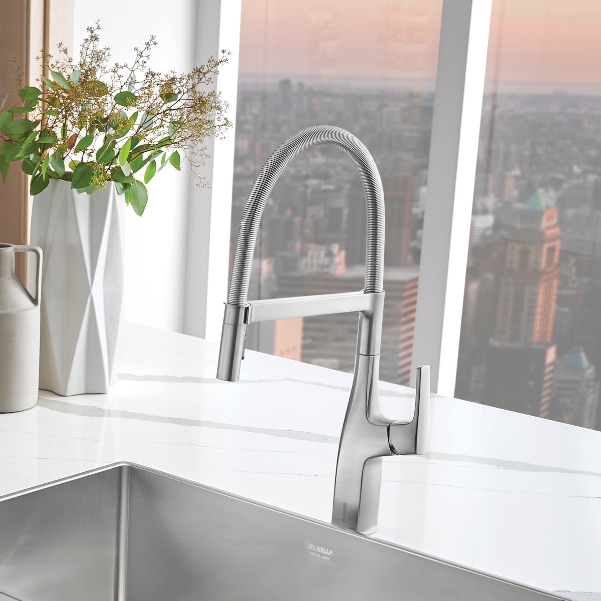 Blanco - 442676 - Rivana Semi-Pro Pull-Down Dual-Spray Kitchen Faucet - PVD Steel - Beauty Shot 5