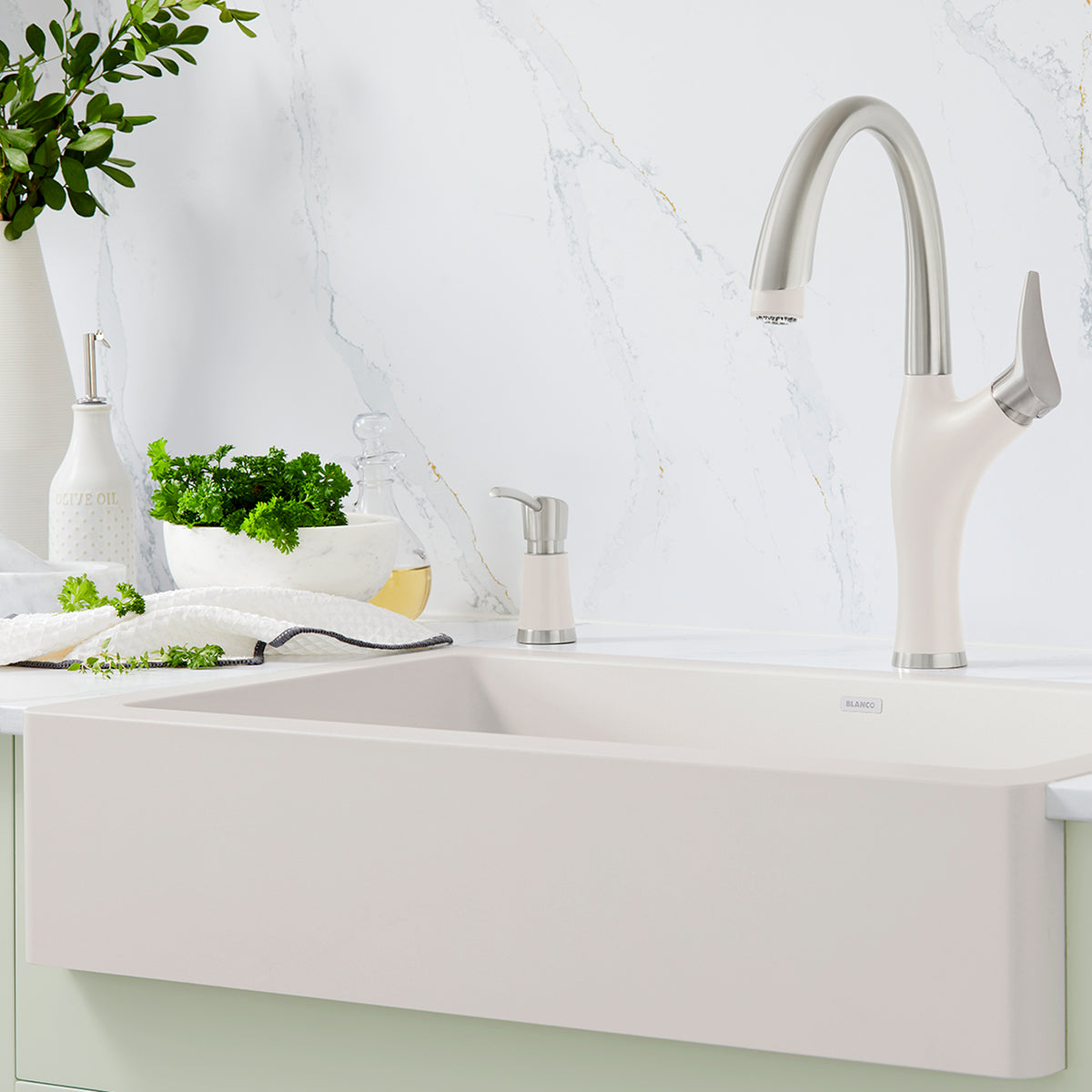 Blanco - 402900 - Vintera SILGRANIT 30" Single Bowl Apron-Front Farmhouse Sink - Soft White - Beauty Shot 4