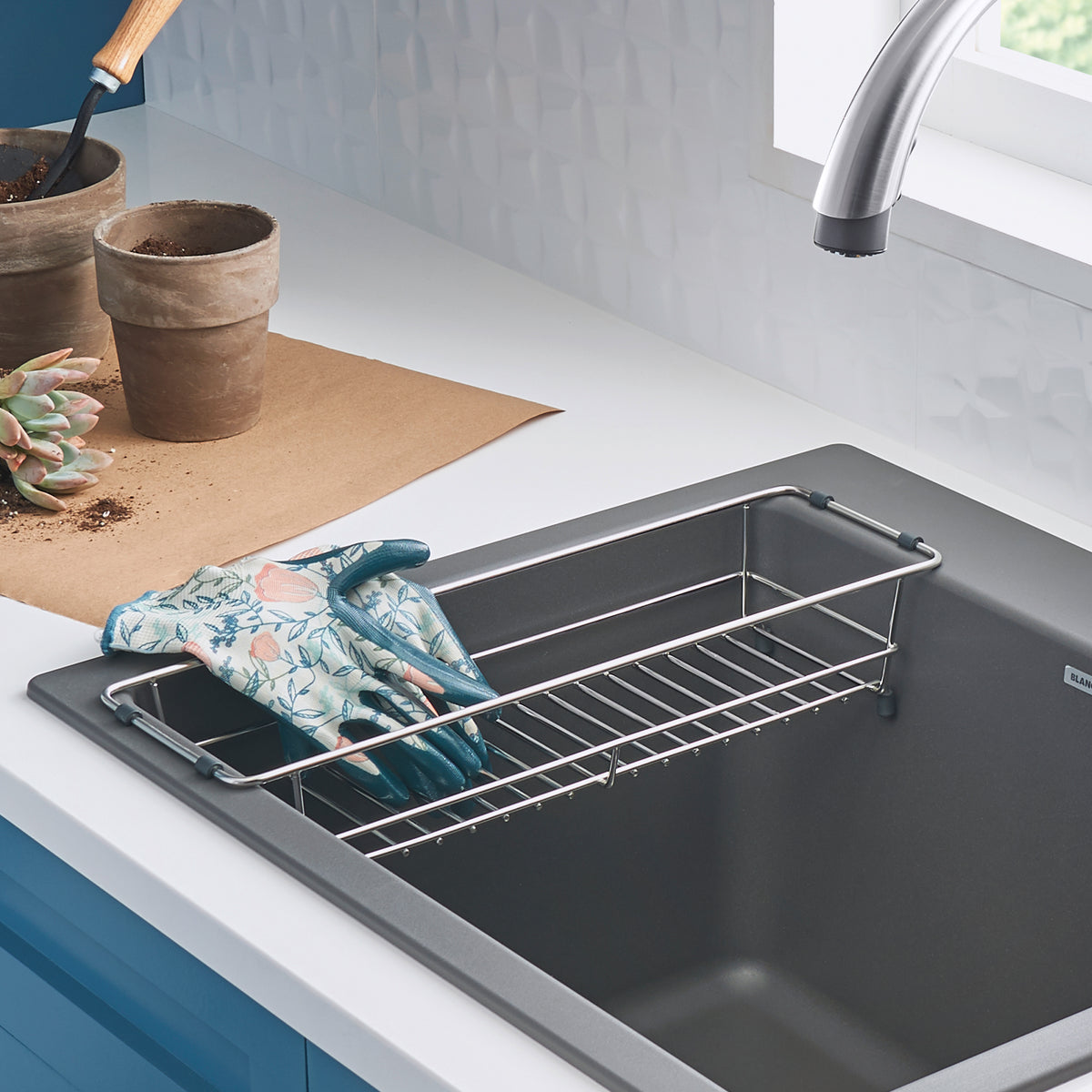 Blanco - 401952 - Stainless Steel Basket (Liven & Quatrus Laundry) - Beauty Shot 5