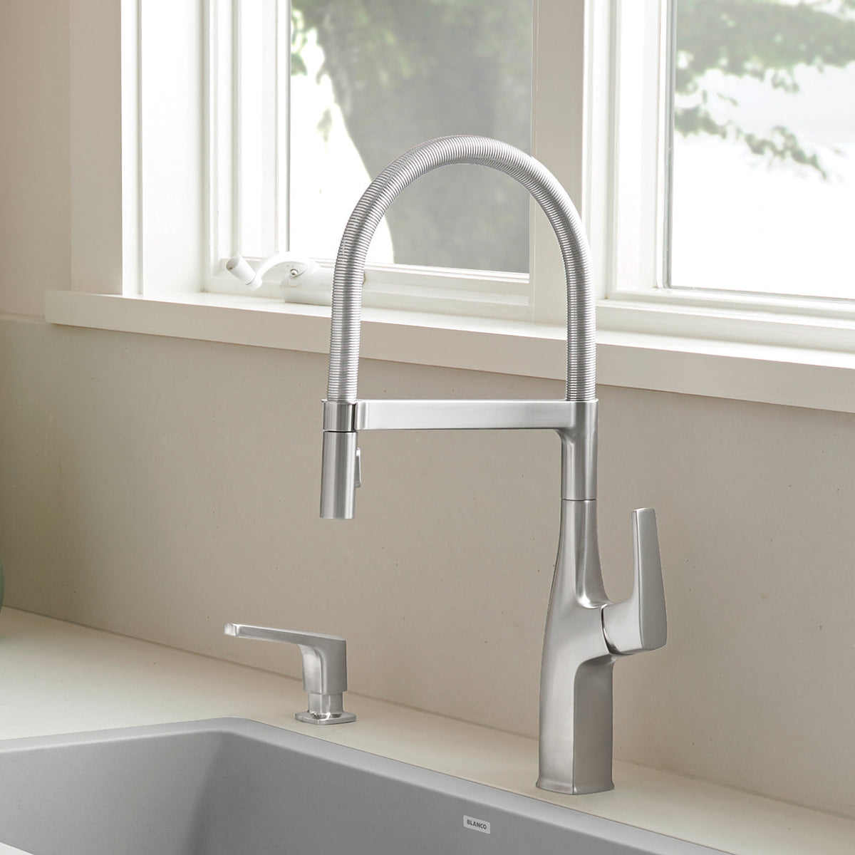 Blanco - 442676 - Rivana Semi-Pro Pull-Down Dual-Spray Kitchen Faucet - PVD Steel - Beauty Shot 8